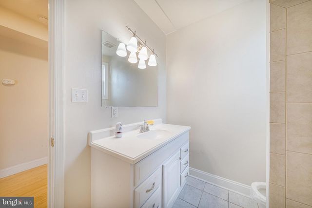 1371 MONROE NW, Washington, DC 20010