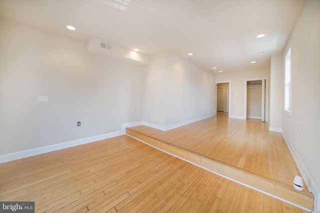 1371 MONROE NW, Washington, DC 20010