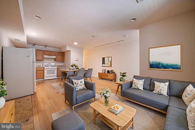1371 MONROE NW, Washington, DC 20010