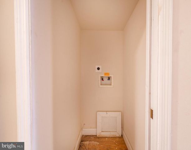 1371 MONROE NW, Washington, DC 20010