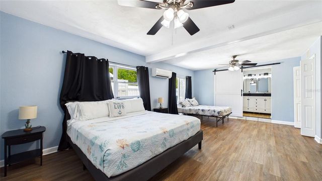 6400 PELICAN DRIVE S, St Petersburg, FL 33707