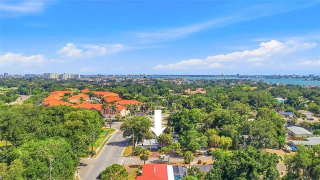 6400 PELICAN DRIVE S, St Petersburg, FL 33707