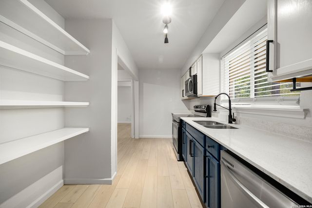 258 Antrim Dr, San Antonio, TX 78218