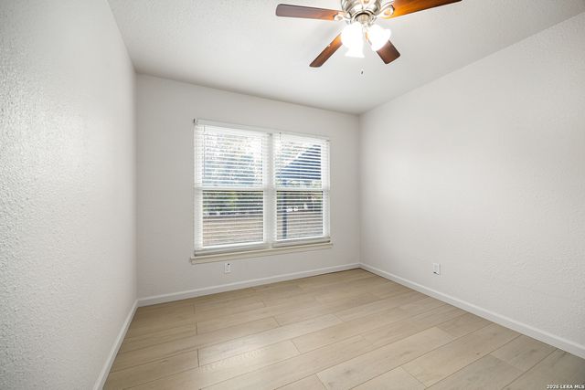 258 Antrim Dr, San Antonio, TX 78218