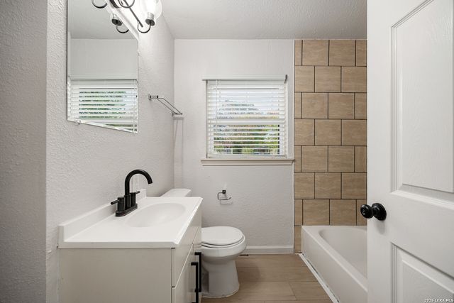 258 Antrim Dr, San Antonio, TX 78218