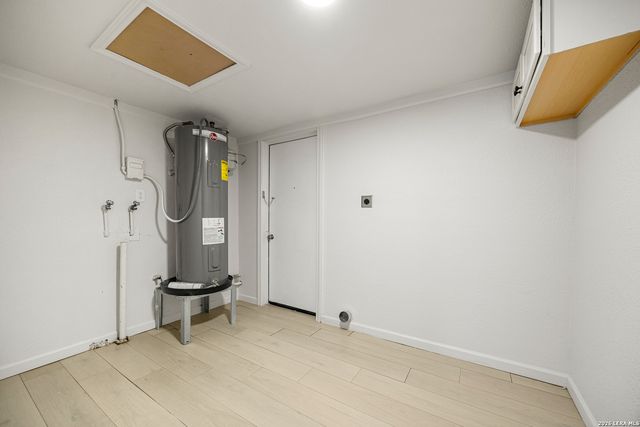 258 Antrim Dr, San Antonio, TX 78218