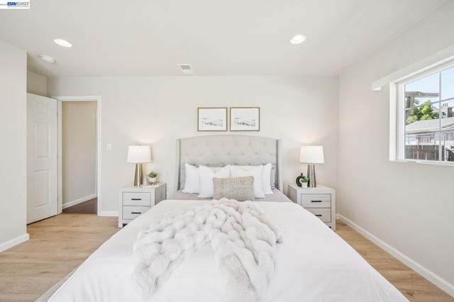 21132 Tyee Ct, Castro Valley, CA 94546