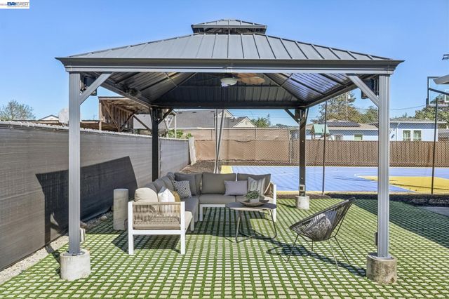 21132 Tyee Ct, Castro Valley, CA 94546