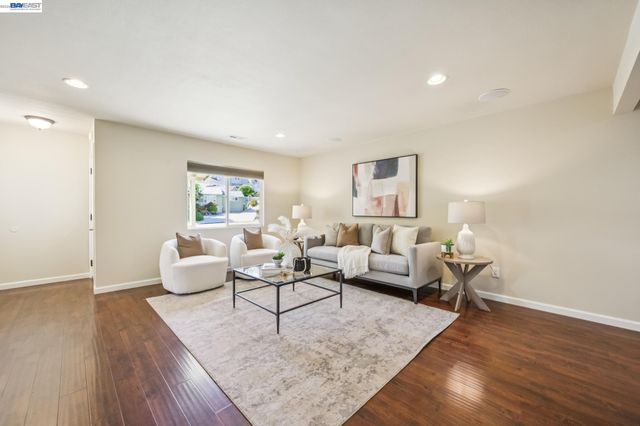21132 Tyee Ct, Castro Valley, CA 94546