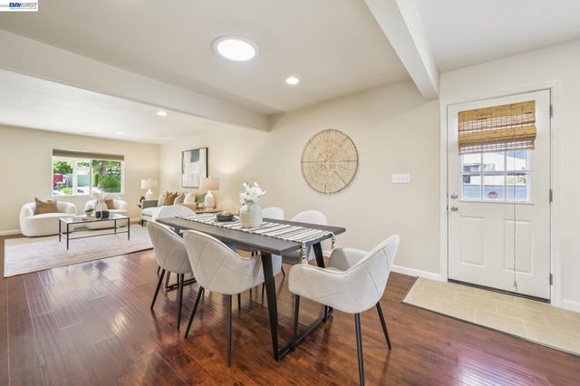21132 Tyee Ct, Castro Valley, CA 94546