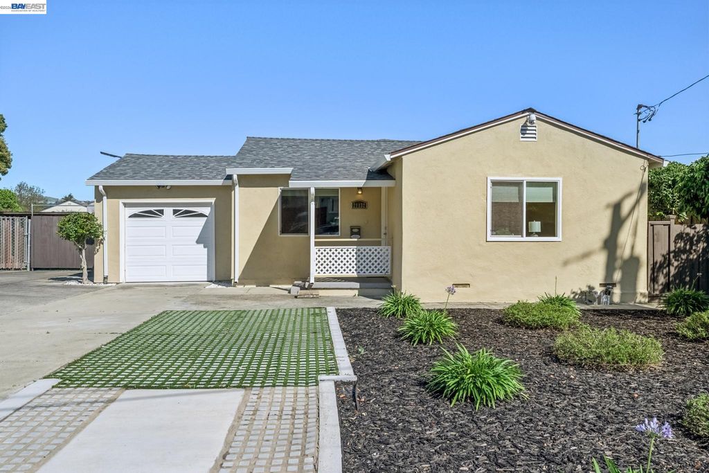 21132 Tyee Ct, Castro Valley, CA 94546