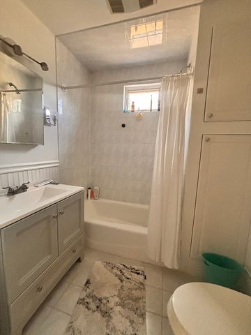 3 Fayette St 2, Cambridge, MA 02139