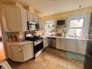 3 Fayette St 2, Cambridge, MA 02139