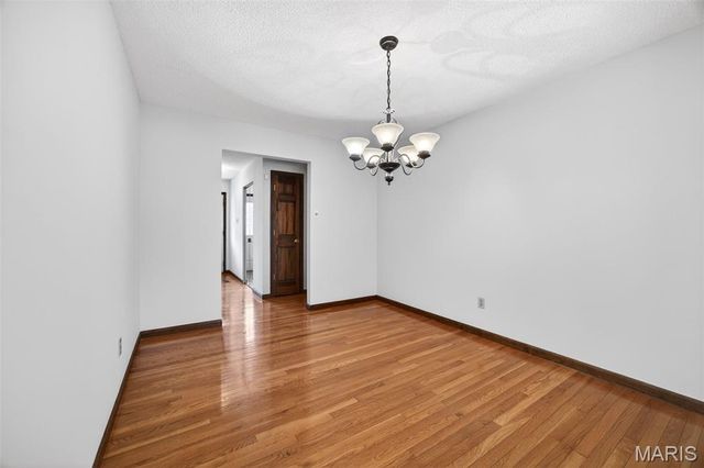 313 Gum Tree Drive, St Charles, MO 63301