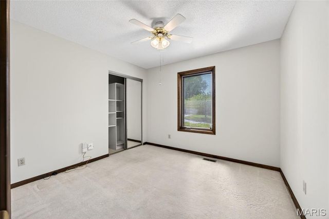 313 Gum Tree Drive, St Charles, MO 63301