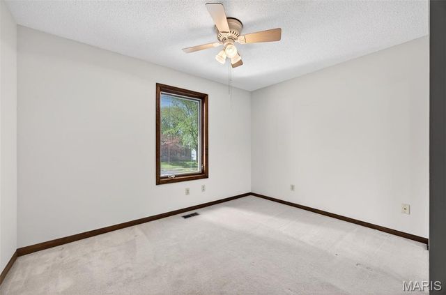 313 Gum Tree Drive, St Charles, MO 63301