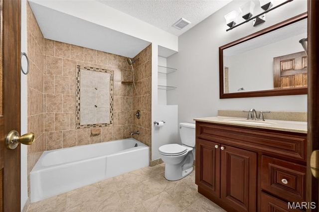 313 Gum Tree Drive, St Charles, MO 63301