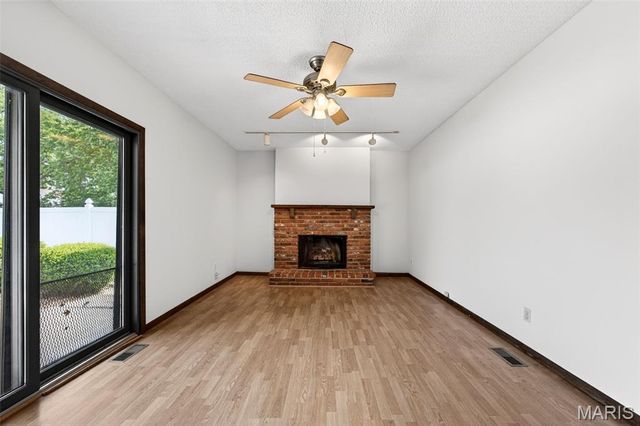 313 Gum Tree Drive, St Charles, MO 63301