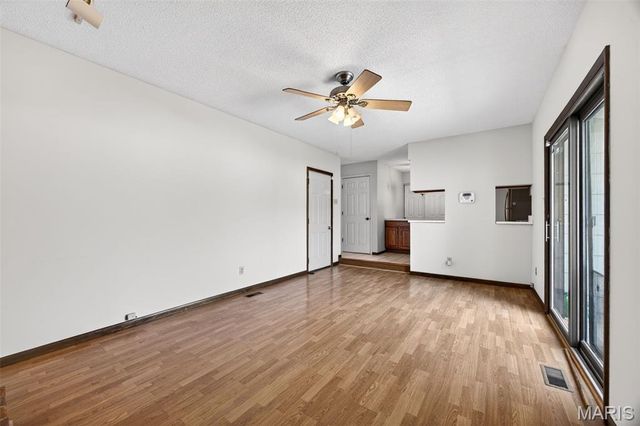 313 Gum Tree Drive, St Charles, MO 63301