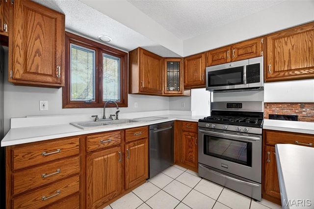 313 Gum Tree Drive, St Charles, MO 63301