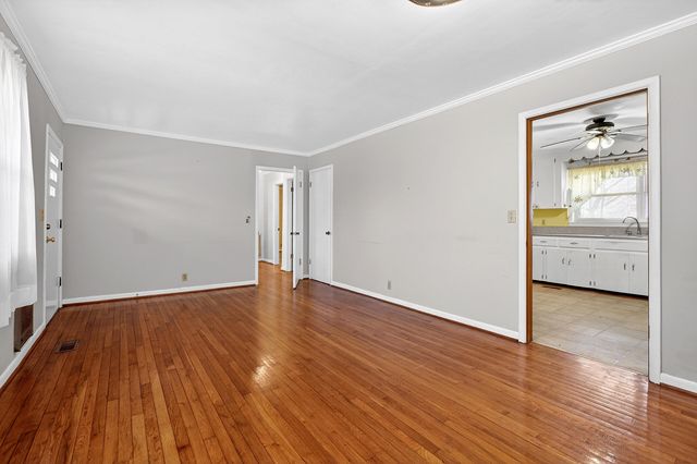 176 Old Charleston Road NE, Cleveland, TN 37312