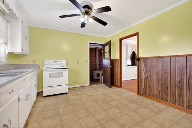 176 Old Charleston Road NE, Cleveland, TN 37312