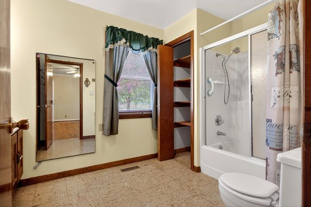 176 Old Charleston Road NE, Cleveland, TN 37312