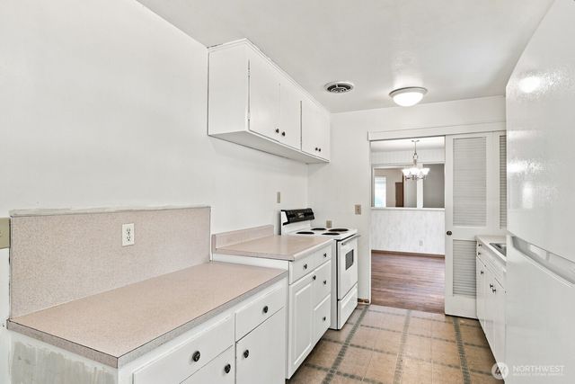 3839 145th Avenue SE, Bellevue, WA 98006