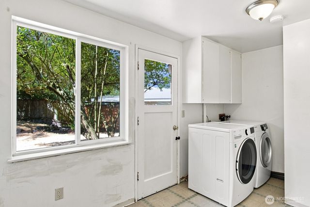 3839 145th Avenue SE, Bellevue, WA 98006