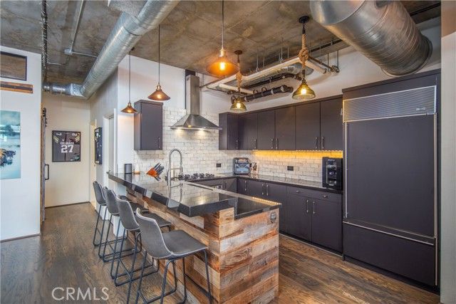 877 Island 302, San Diego, CA 92101