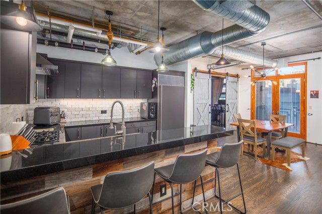 877 Island 302, San Diego, CA 92101