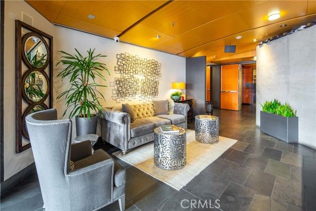 877 Island 302, San Diego, CA 92101