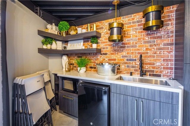 877 Island 302, San Diego, CA 92101