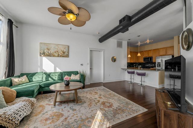 535 S Upper Street 400, Lexington, KY 40508