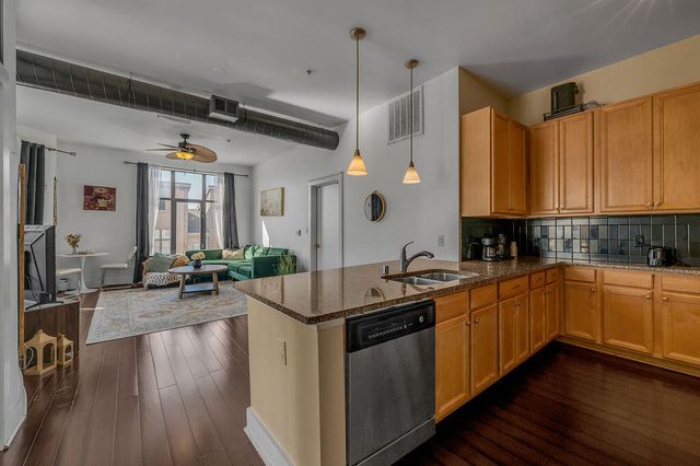 535 S Upper Street 400, Lexington, KY 40508