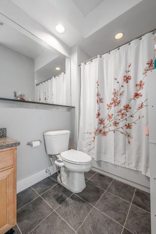 535 S Upper Street 400, Lexington, KY 40508