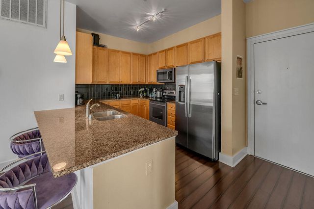 535 S Upper Street 400, Lexington, KY 40508