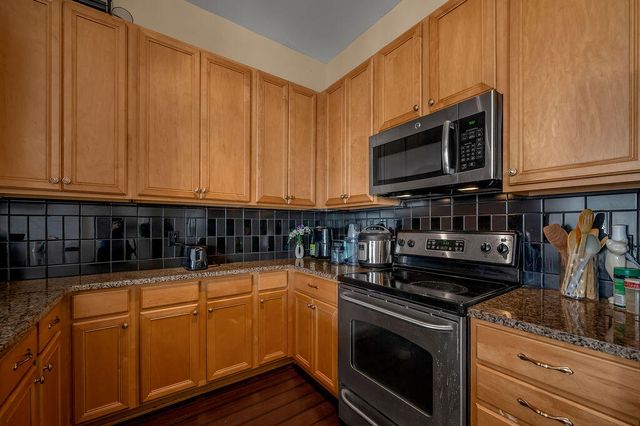 535 S Upper Street 400, Lexington, KY 40508