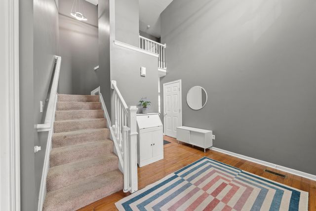 7482 Old River Drive, Blacklick, OH 43004