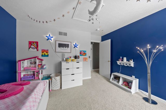 7482 Old River Drive, Blacklick, OH 43004