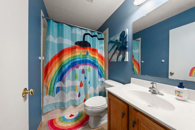 7482 Old River Drive, Blacklick, OH 43004