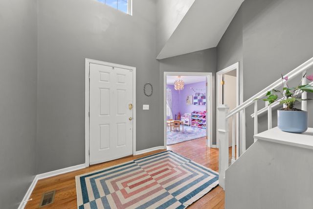 7482 Old River Drive, Blacklick, OH 43004