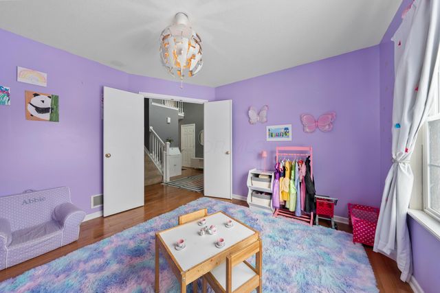 7482 Old River Drive, Blacklick, OH 43004