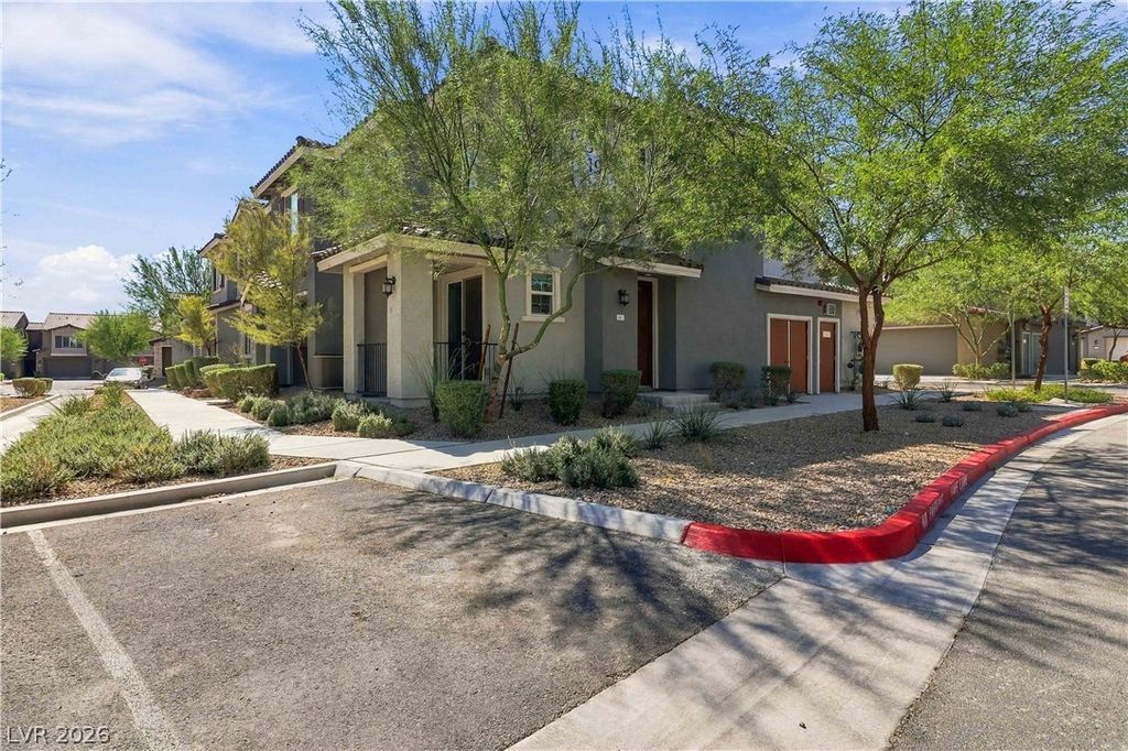 7340 North Decatur Boulevard 4, North Las Vegas, NV 89131 — photo 2