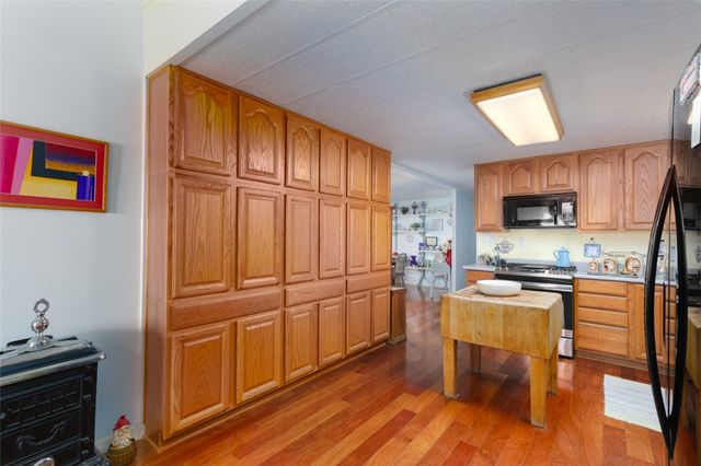 1595 River Gardens Drive, Bullhead City, AZ 86442