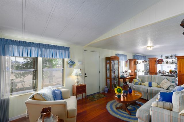 1595 River Gardens Drive, Bullhead City, AZ 86442