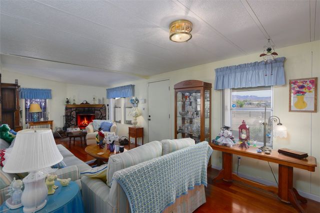 1595 River Gardens Drive, Bullhead City, AZ 86442