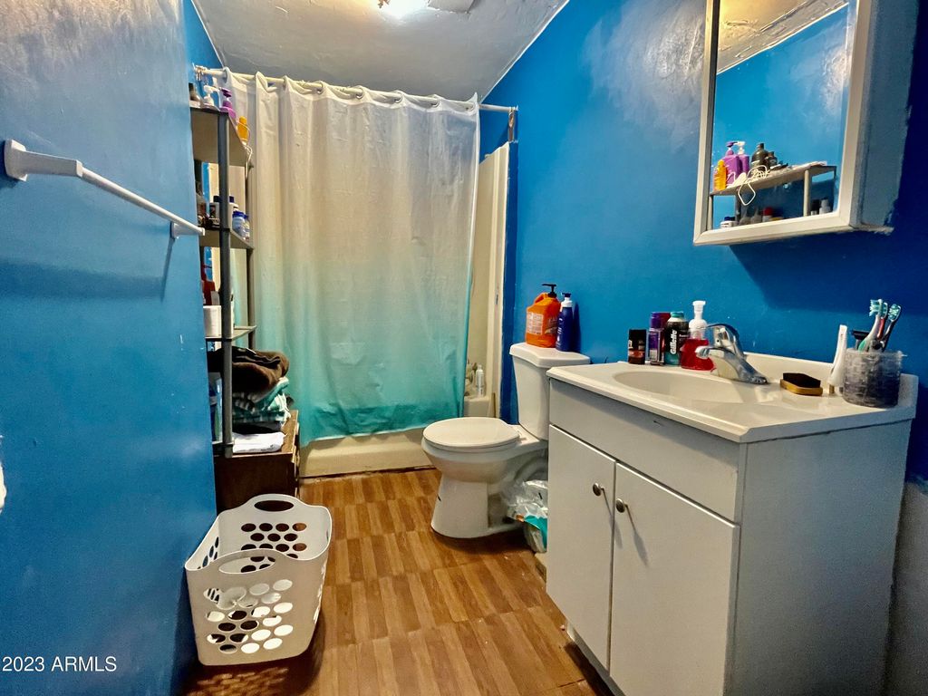 Image 11 of property listing at 231 E SECOND Avenue, Hayden, AZ 85135