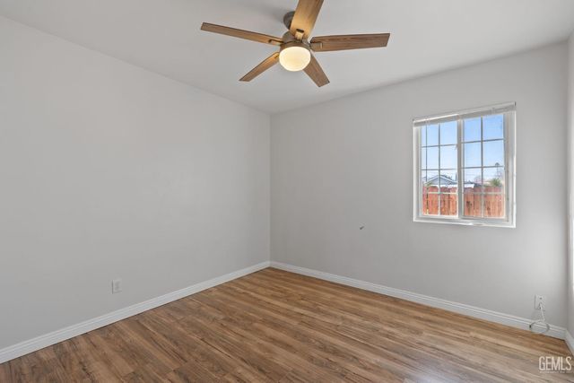 9930 Holland Street, Bakersfield, CA 93312