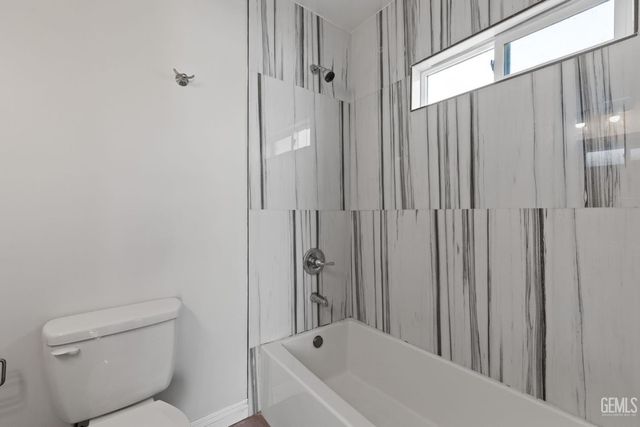 9930 Holland Street, Bakersfield, CA 93312